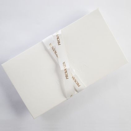 Caixa De Presente Pequena Com Fita Provanza